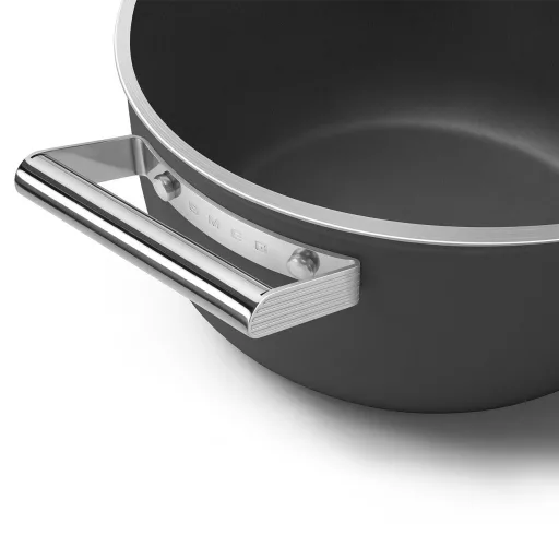 SMEG LÁBAS, 24 cm, edzett üveg fedél, rozsdamentes acél fogantyú, matt fekete
