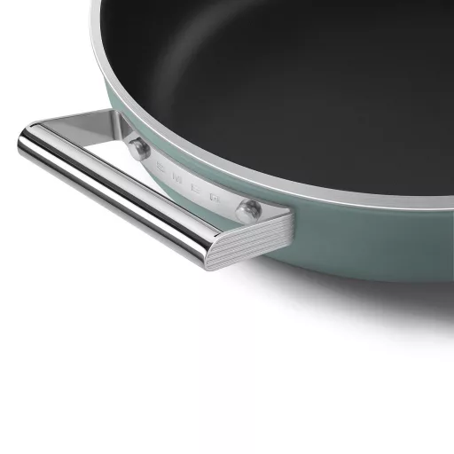 SMEG ALACSONY LÁBAS FEDŐVEL, 28 cm, edzett üveg fedő, rozsdamentes acél fogantyú, matt smaragdzöld