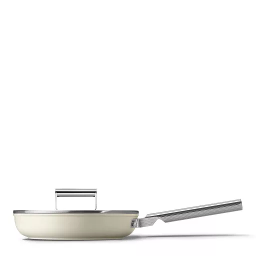 SMEG SERPENYŐ, 24 cm, rozsdamentes acél fogantyú, matt bézs