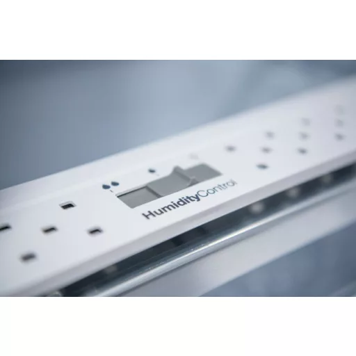 Kluge beépíthető kombi hűtőszekrény alul fagyasztóval, DualNoFrost, 180L/63L - WaterMarkt.hu