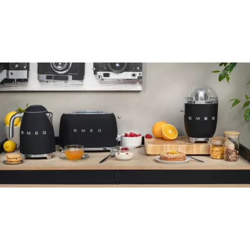 SMEG VÍZFORRALÓ, retro, matt fekete - WaterMarkt.hu