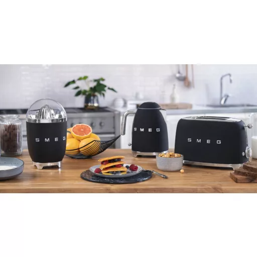 SMEG VÍZFORRALÓ, retro, matt fekete - WaterMarkt.hu