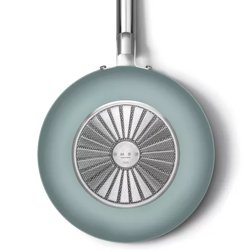 SMEG WOK SERPENYŐ, 30 cm, rozsdamentes acél fogantyú, matt smaragdzöld